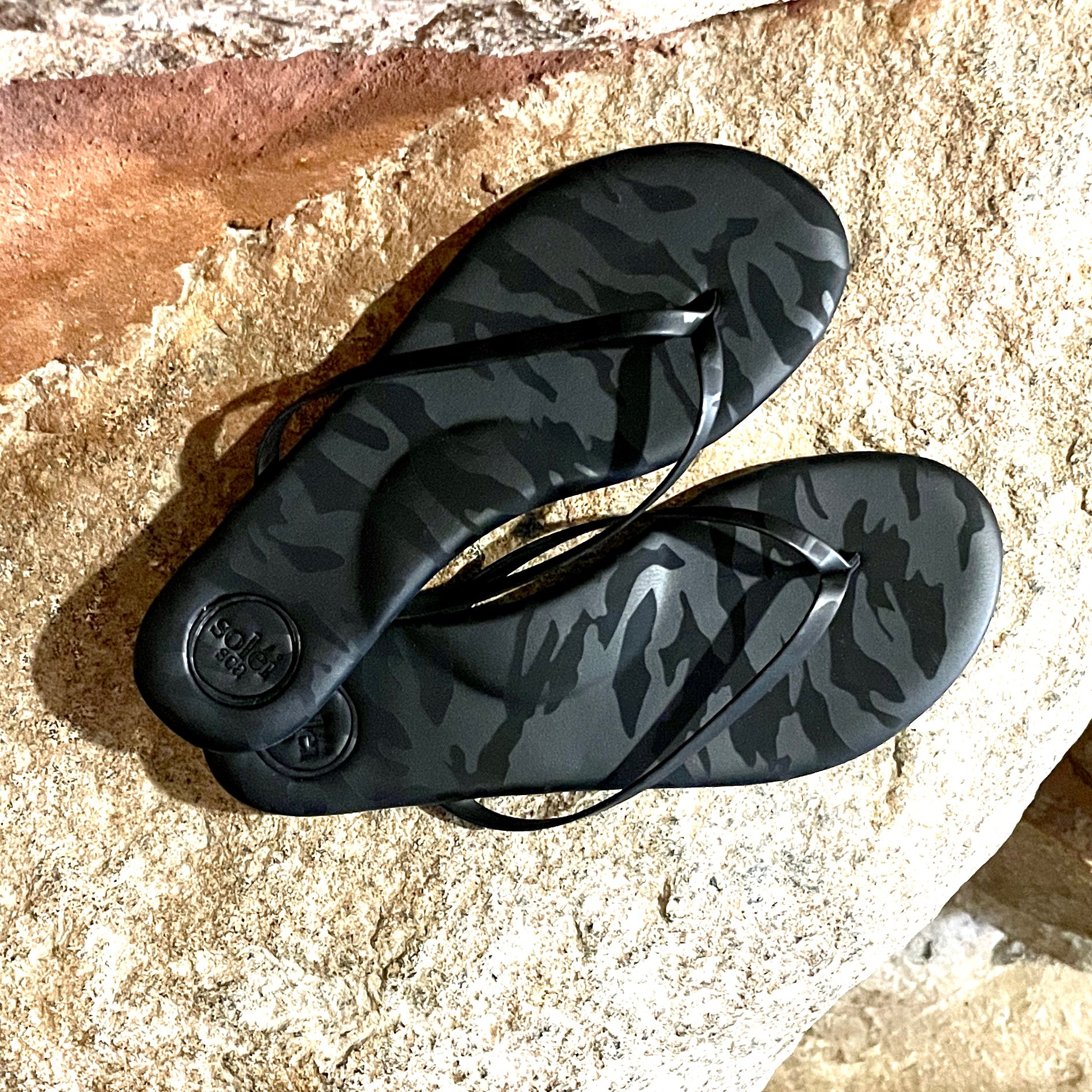 Metallic Camo Noir Solei Sea Flip Flops in Black on Black with shine!