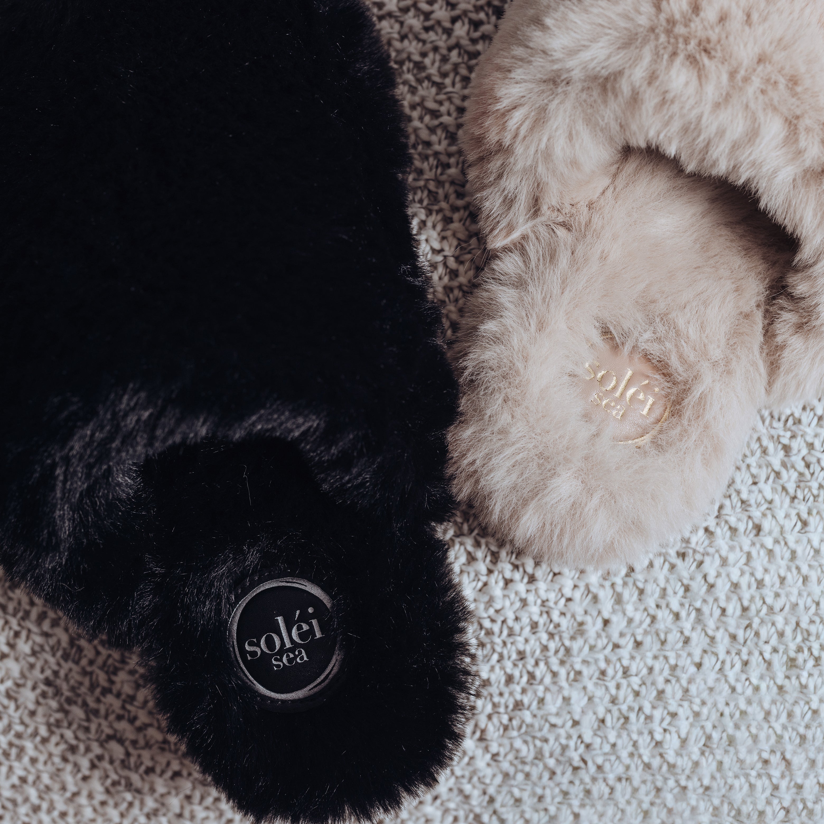 WRIGLEY SLIPPER - CREAM