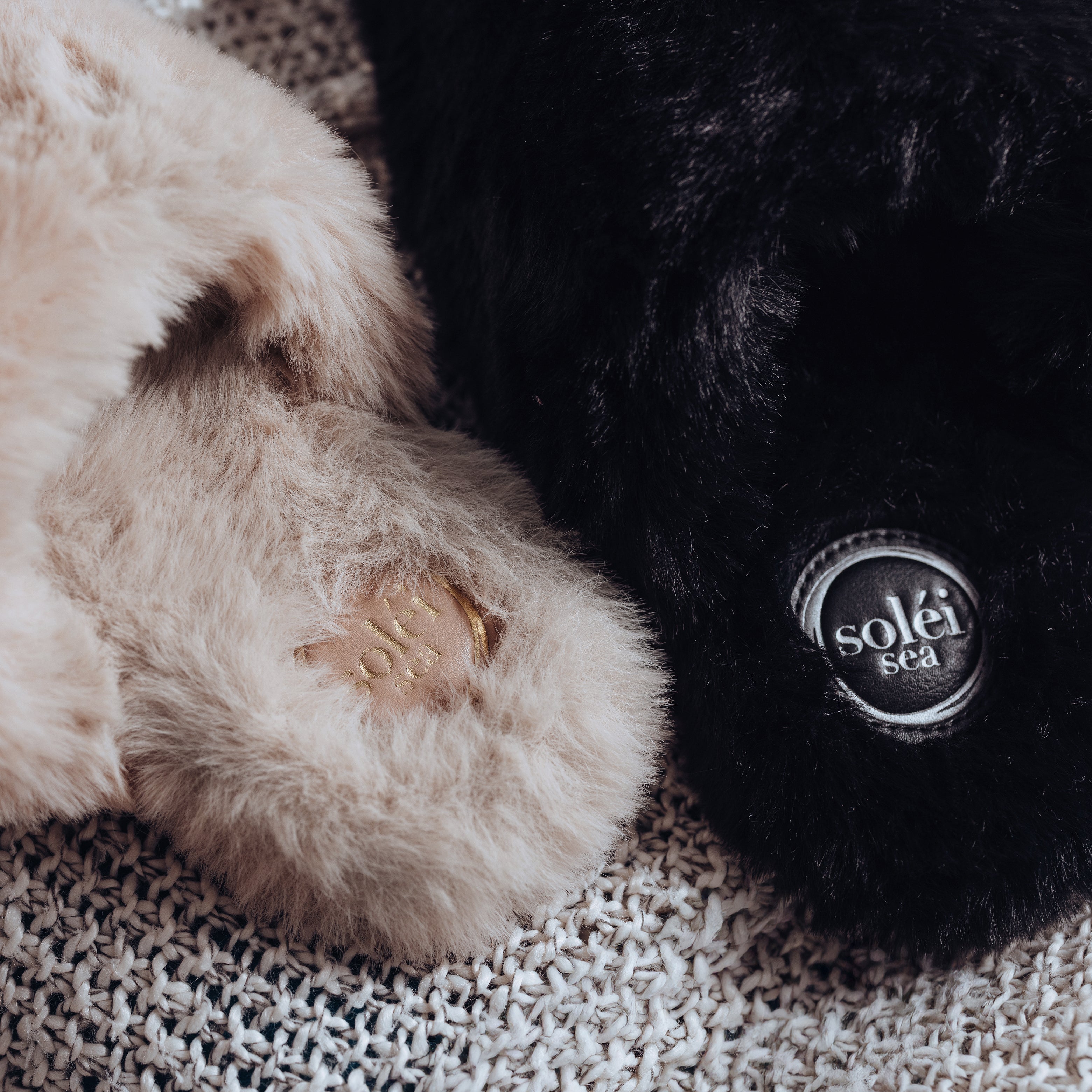 WRIGLEY SLIPPER - CREAM