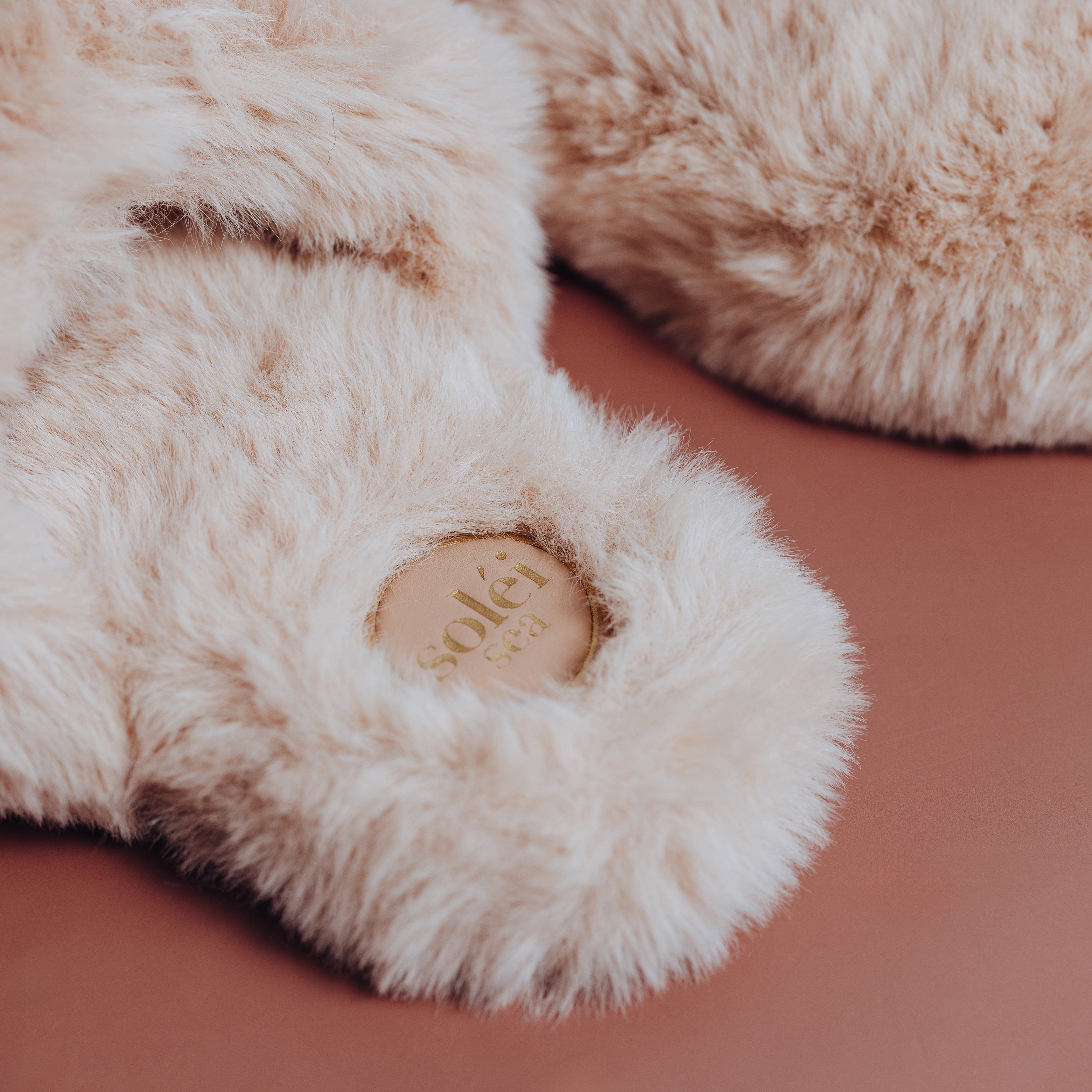 WRIGLEY SLIPPER - CREAM