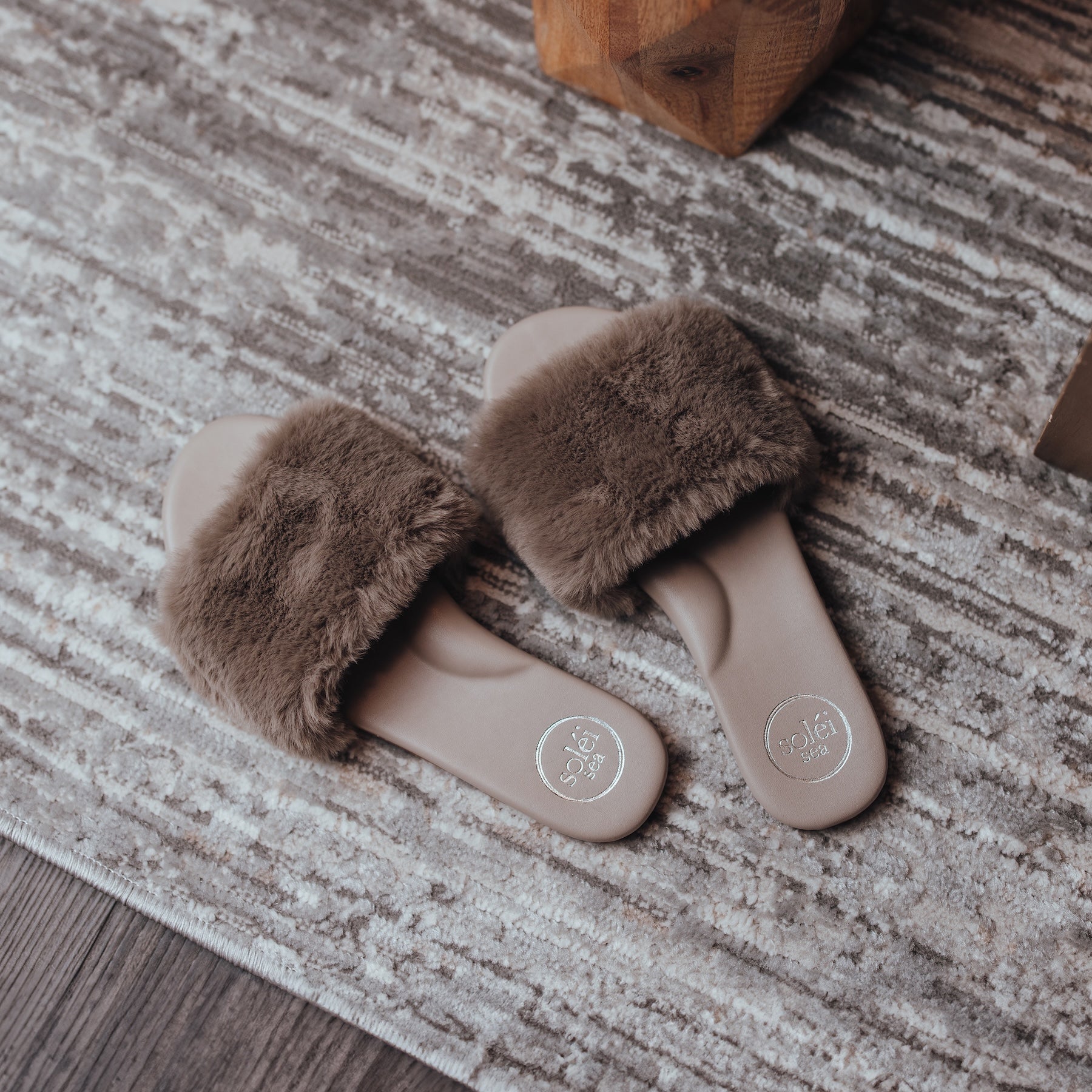 ZIELA - Mink