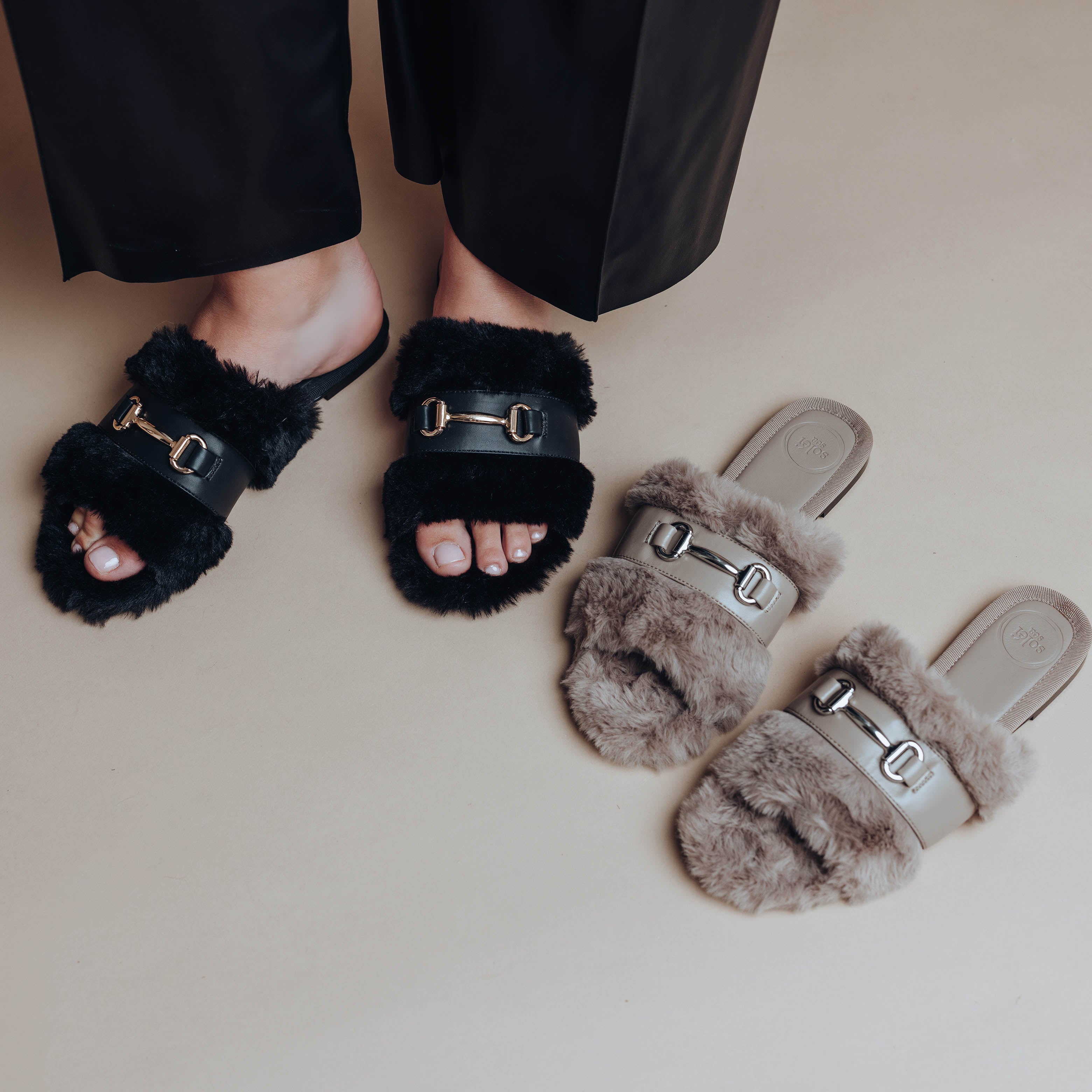 HANNI - BLACK