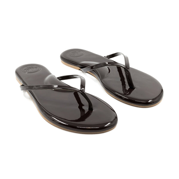 Black patent outlet leather flip flops