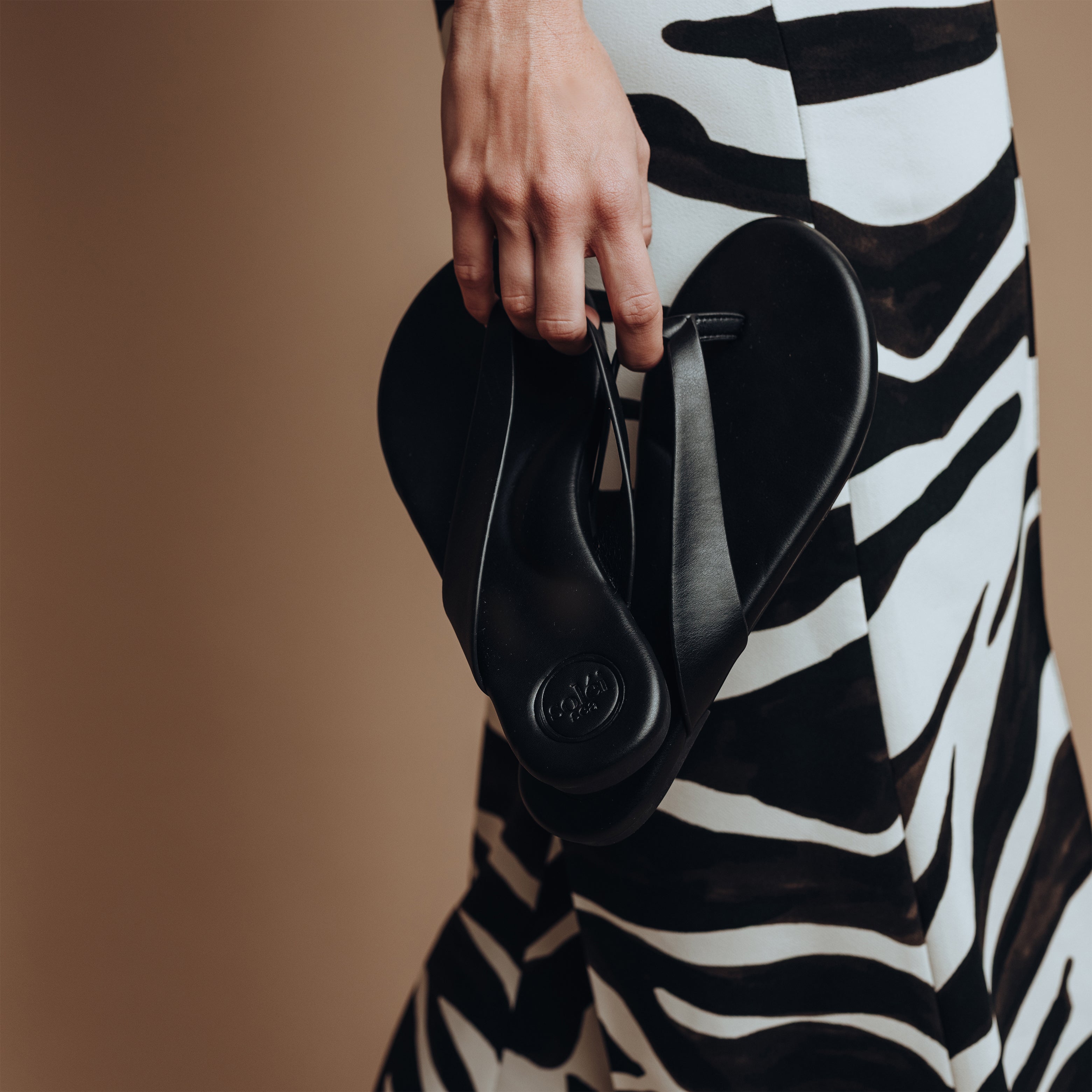 BOWIE SANDAL - EBENE