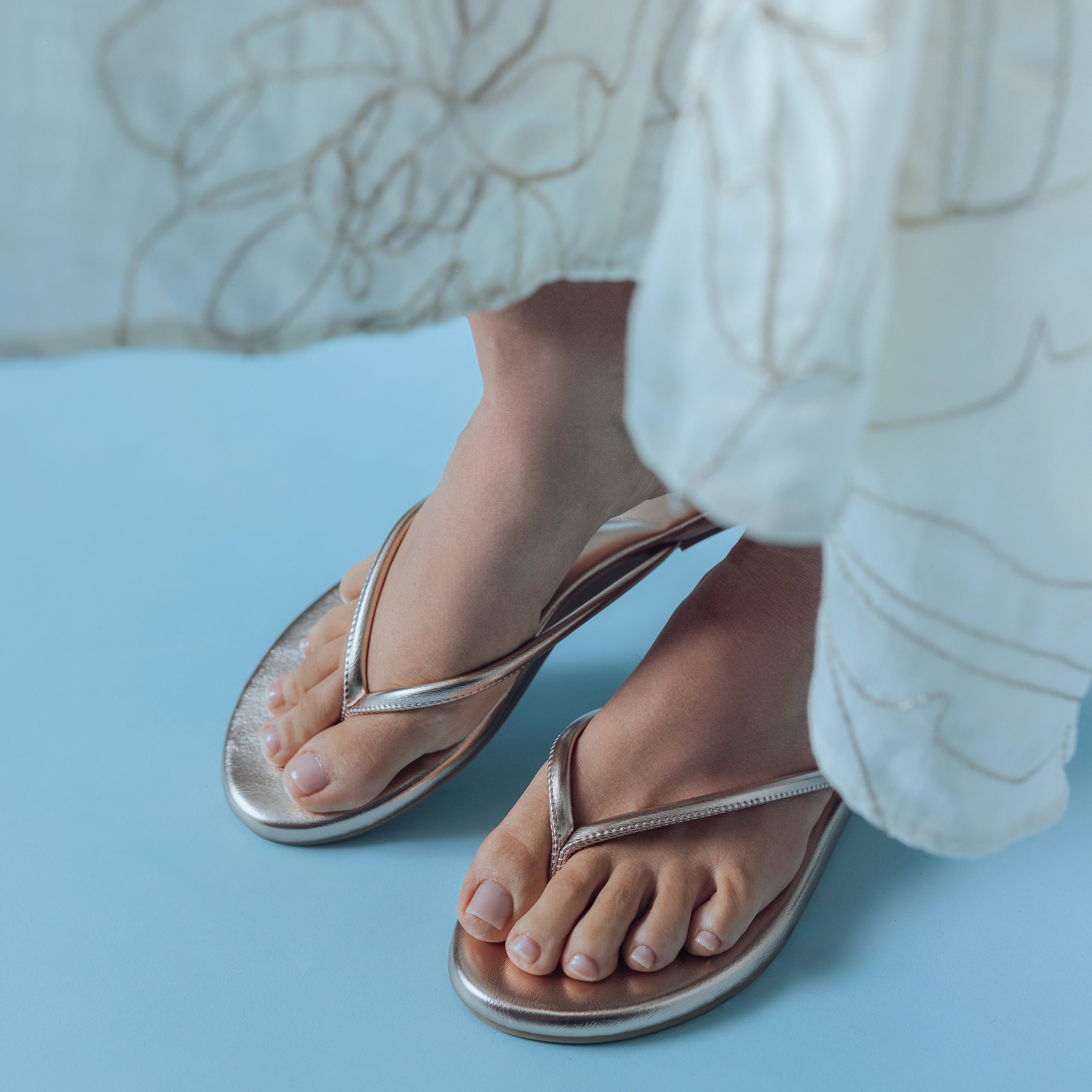 VIVIE - BLUSH GOLD